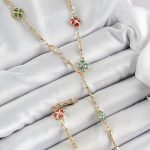 Pirinç Asorti Kalpli Yonca Model Gold Renk Zirkon Taşlı Y Kolye