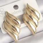 Pirinç Gold Renk 3 Sıralı Dalgalı Model Kadın Küpe