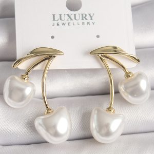 Pirinç Gold Renk Beyaz İnci Kiraz Model Kadın Küpe