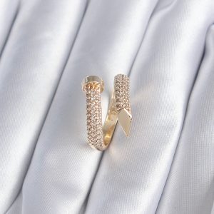 Pirinç Gold Renk Çivi Model Zirkon Taşlı Kadın Yüzük