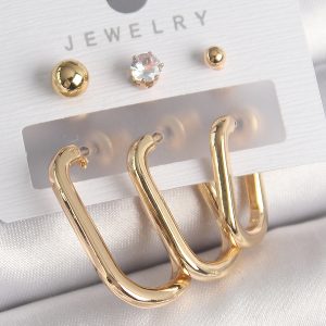 Pirinç Gold Renk Halka Model Zirkon Taş Topçuk Detay Kadın Küpe Seti