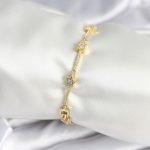 Pirinç Gold Renk Halley Yıldız Model Kadın Bileklik