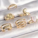 Pirinç Gold Renk Pembe Damla Mineli Sarmal İşleme Detaylı 6'Lı Kadın Yüzük Seti