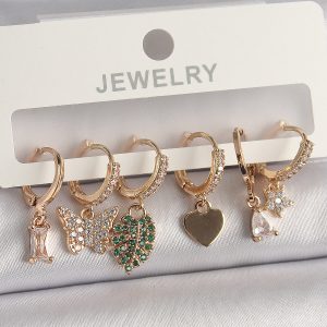 Pirinç Gold Renk Renkli Kelebek Figür Çoklu Figür Kadın Küpe Seti