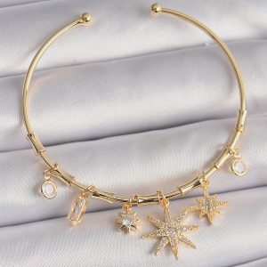 Pirinç Gold Renk Sallantı Zirkon Taşlı Kutup Yıldız Figür Charm Bileklik