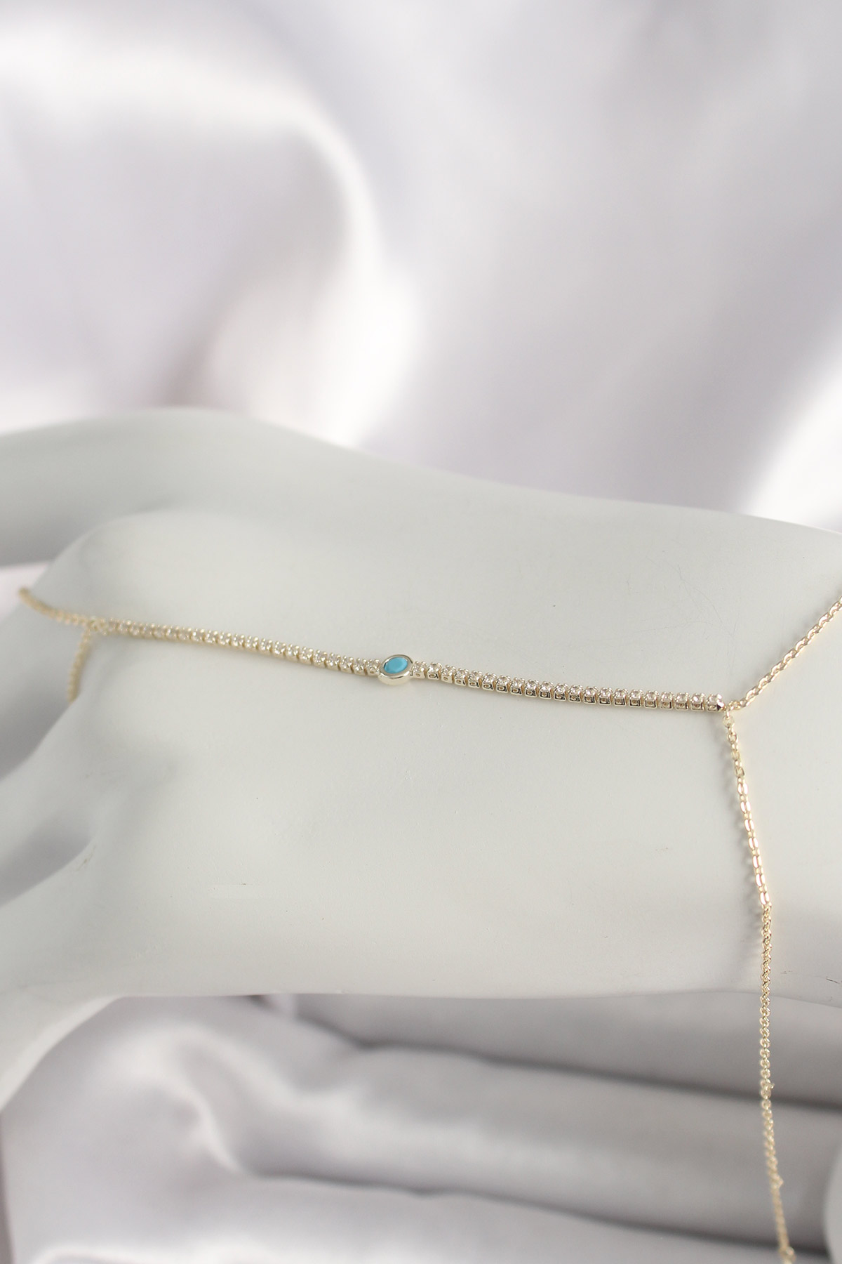 Pirinç Gold Renk Su Yolu Zirkon Taşlı Mavi Taş Detaylı Kadın Şahmeran