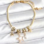 Pirinç Gold Renk Yıldız Charmlı Kadın Bileklik