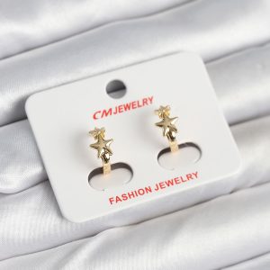 Pirinç Gold Renk Yıldız Kadın Küpe