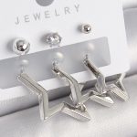 Pirinç Gold Renk Yıldız Model Zirkon Taşlı Topçuk Detay Kadın Küpe Seti