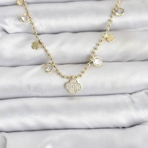 Pirinç Gold Renk Yonca Model Kadın Kolye