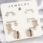 Pirinç Gold Renk Zirkon Taş Yıldız Detaylı İncili 7'Li Set Kadın Küpe Seti