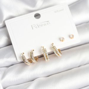 Pirinç Gold Renk Zirkon Taşlı 925 Gümüş Çivili Kadın Küpe Seti