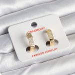 Pirinç Gold Renk Zirkon Taşlı Altıgen Kadın Küpe