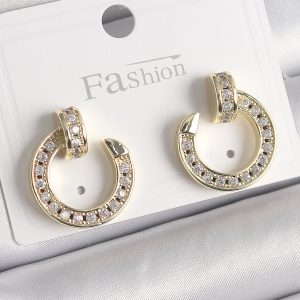 Pirinç Gold Renk Zirkon Taşlı Çivi Halka Model Kadın Küpe