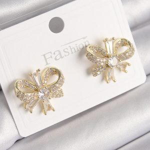 Pirinç Gold Renk Zirkon Taşlı Fiyonk Model Kadın Küpe