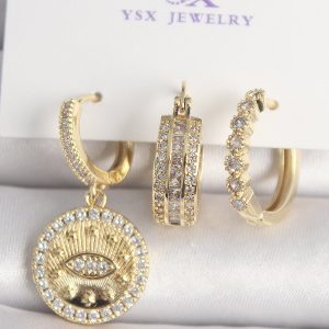 Pirinç Gold Renk Zirkon Taşlı Göz İşlemeli Model  3'Lü Kadın Kombin Küpe