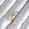 Pirinç Gold Renk Zirkon Taşlı Kalp Charm Model Kadın Yüzük