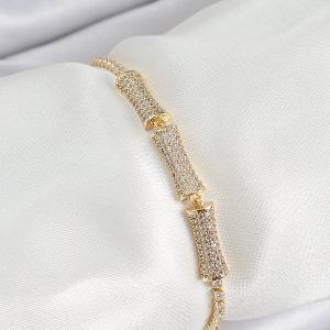 Pirinç Gold Renk Zirkon Taşlı Kemik Model Kadın Bileklik