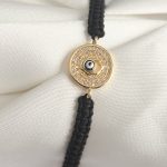 Pirinç Gold Renk Zirkon Taşlı Nazar Boncuk İşleme Makrome Asansörlü Model Kadın Bileklik