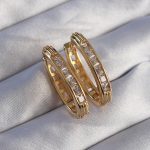 Pirinç Gold Renk Zirkon Taşlı Oval Model Küpe