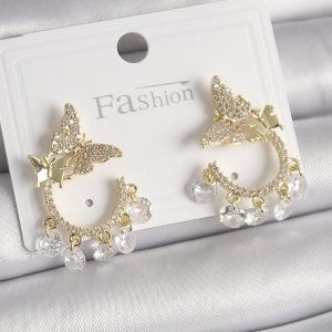 Pirinç Gold Renk Zirkon Taşlı Sallantı Detay Kelebek Model Kadın Küpe