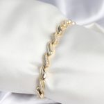 Pirinç Gold Renk Zirkon Taşlı Sarmal Model Kadın Bileklik