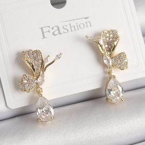 Pirinç Gold Renk Zirkon Taşlı Turna Kuşu Model Sallantı Detay Kadın Küpe