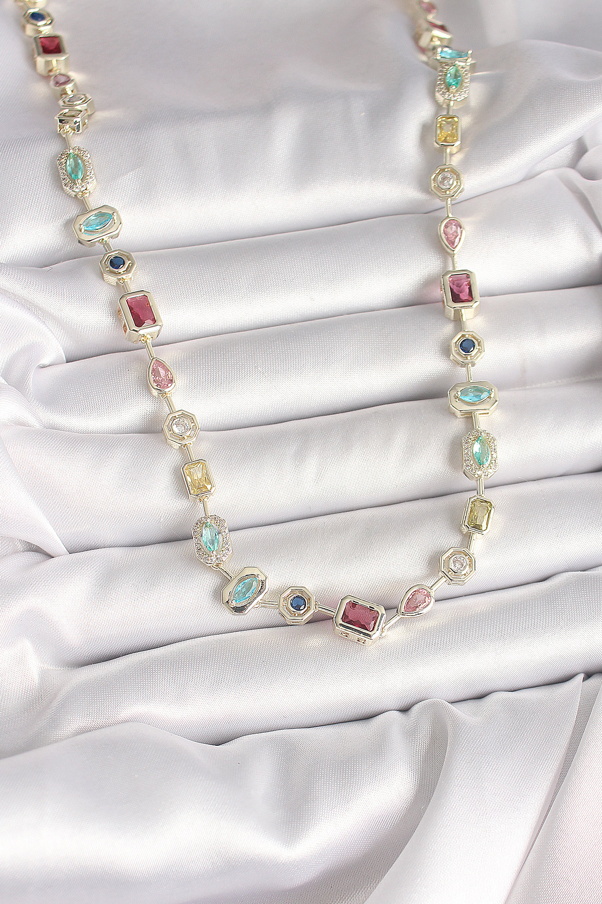 Pirinç Gold Renk Zirkon Taşlı VIP Seri Kadın Kolye