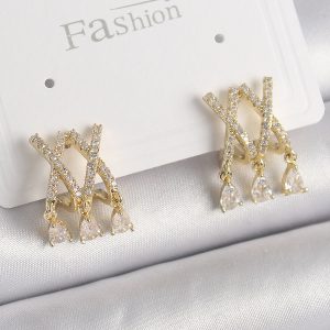 Pirinç Gold Renk Zirkon Taşlı X Model Sallantı Detay Kadın Küpe