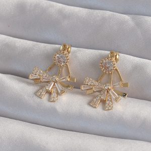 Pirinç Gold Renk Zirkon Taşlı Yassı Fiyonk Model Küpe