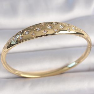 Pirinç Gold Renk Zirkon Taşlı Yıldız İşlemeli Kadın Kelepçe