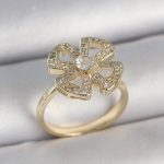 Pirinç Gold Renk Zirkon Taşlı Yonca Model Ayarlanabilir Kadın Yüzük