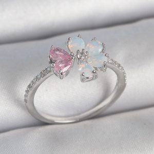 Pirinç Gümüş Renk Beyaz Mineli Pembe Zirkon Taşlı Çiçek Model Kadın Yüzük