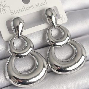 Pirinç Gümüş Renk Damla Detay Sallantı Halka Model Kadın Küpe