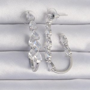 Pirinç Gümüş Renk Damla Zirkon Taş Tasarımlı Küpe