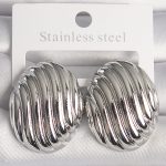 Pirinç Gümüş Renk İşlemeli Oval Model Kadın Küpe