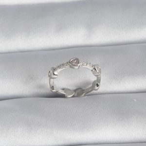 Pirinç Gümüş Renk Kalp Model Zirkon Taş Detay Kadın Yüzük