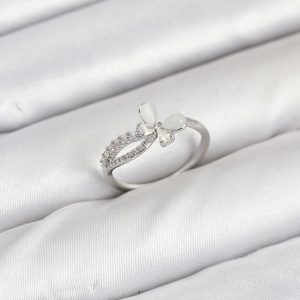 Pirinç Gümüş Renk Kelebek Zirkon Taşlı Kadın Yüzük