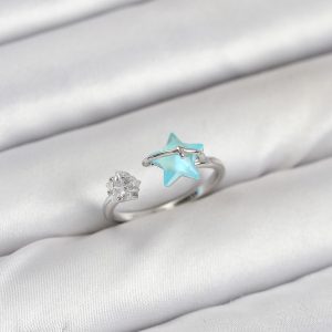 Pirinç Gümüş Renk Mavi Yıldızlı Model Kadın Yüzük