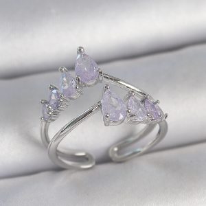 Pirinç Gümüş Renk Mor Damla Zirkon Taşlı Taç Model Kadın Yüzük