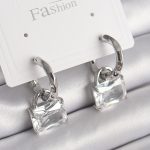 Pirinç Gümüş Renk Sallantı Zirkon Taşlı Çanta Model Kadın Küpe