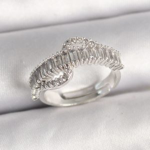 Pirinç Gümüş Renk Su Yolu Zirkon Taşlı Ayarlanabilir Model Kadın Yüzük