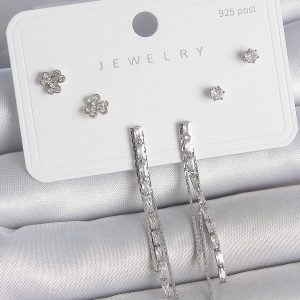 Pirinç Gümüş Renk Su Yolu Zirkon Taşlı Sallantı Model Çiçek Detay 925 Ayar Gümüş Çivi Kadın Küpe Seti