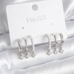 Pirinç Gümüş Renk Zirkon Taş Detay İncili Kadın Küpe