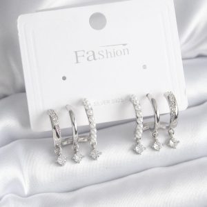 Pirinç Gümüş Renk Zirkon Taş Detay İncili Kadın Küpe