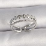 Pirinç Gümüş Renk Zirkon Taş Detaylı Ayarlanabilir Kadın Yüzük