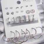 Pirinç Gümüş Renk Zirkon Taşlı 12 Çift Kadın Küpe Seti