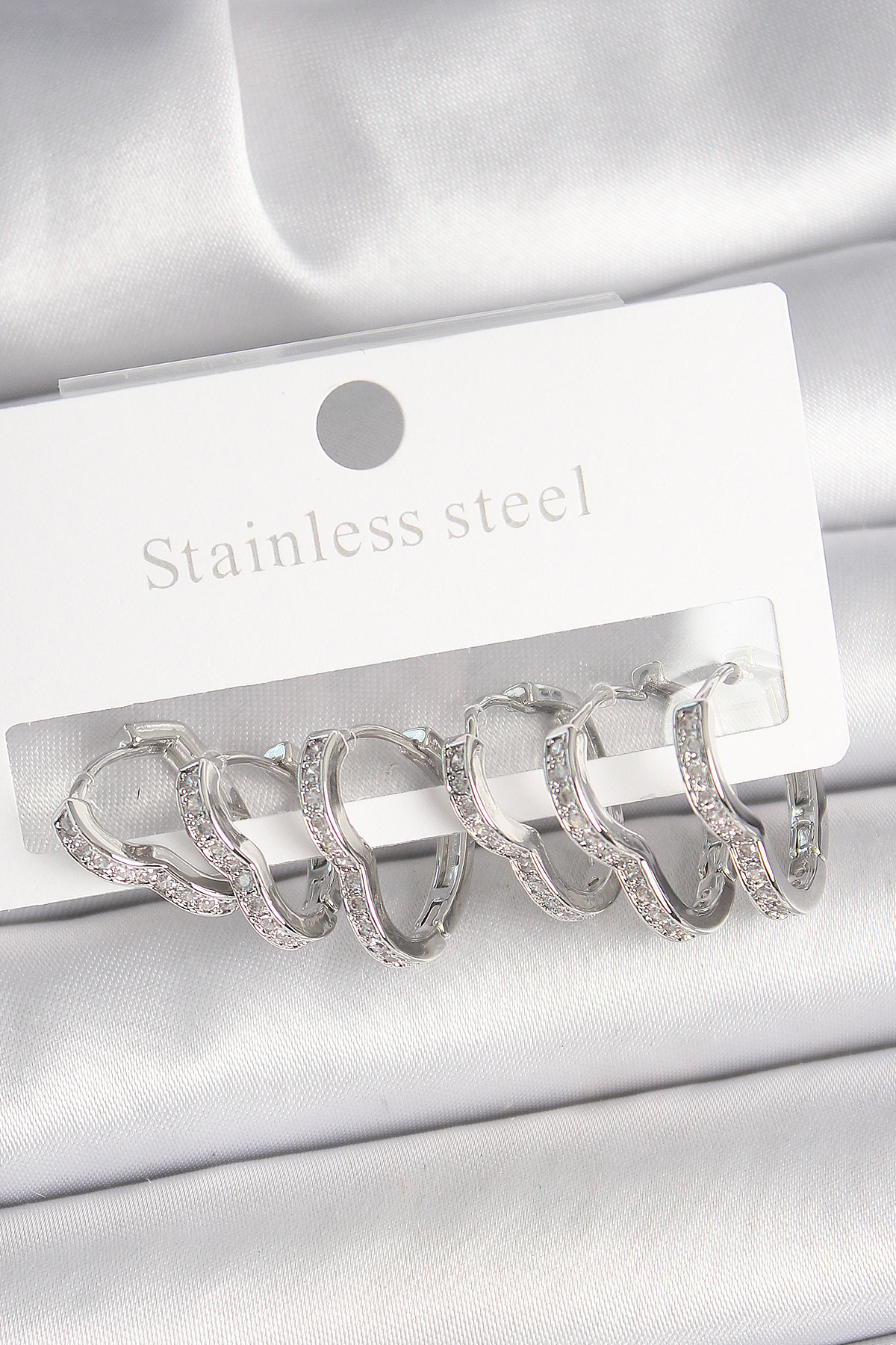 Pirinç Gümüş Renk Zirkon Taşlı 3 Çift Kalp Model Kadın Küpe