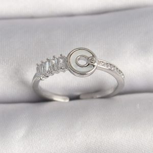 Pirinç Gümüş Renk Zirkon Taşlı Ayarlanabilir Kadın Yüzük