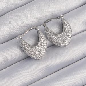 Pirinç Gümüş Renk Zirkon Taşlı Badem Model Küpe